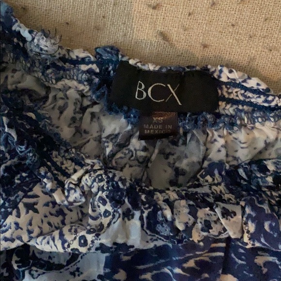 off the shoulder shirt! - Picture 2 of 2